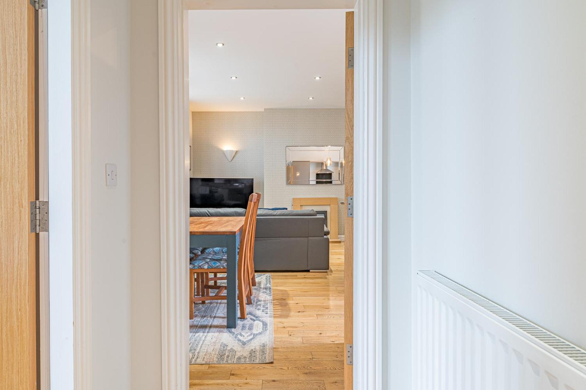 Abbey Apartments Modern Aparthotel For Tourists & Professionals Barrow-in-Furness Exteriér fotografie